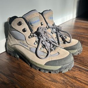 Columbia hiking boots